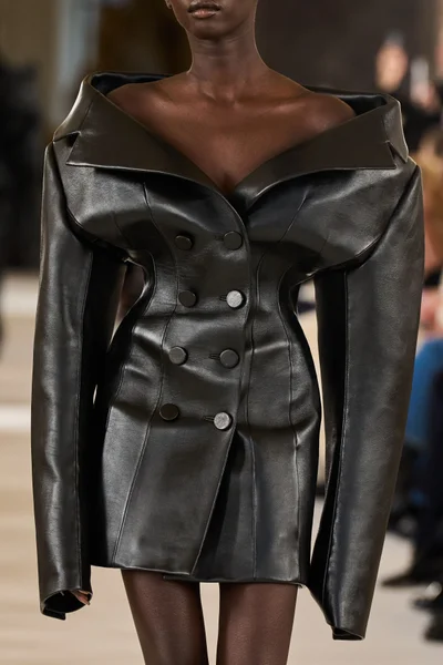 Look 81